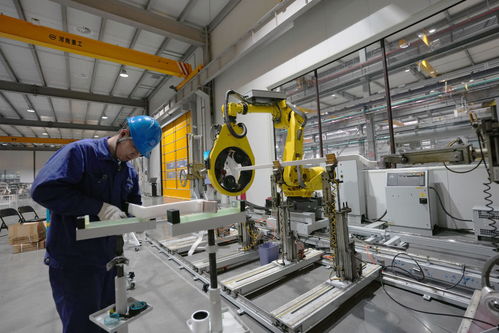 首季中國(guó)經(jīng)濟(jì)觀察 從三個(gè) 穩(wěn) 透視首季工業(yè)經(jīng)濟(jì)成績(jī)單